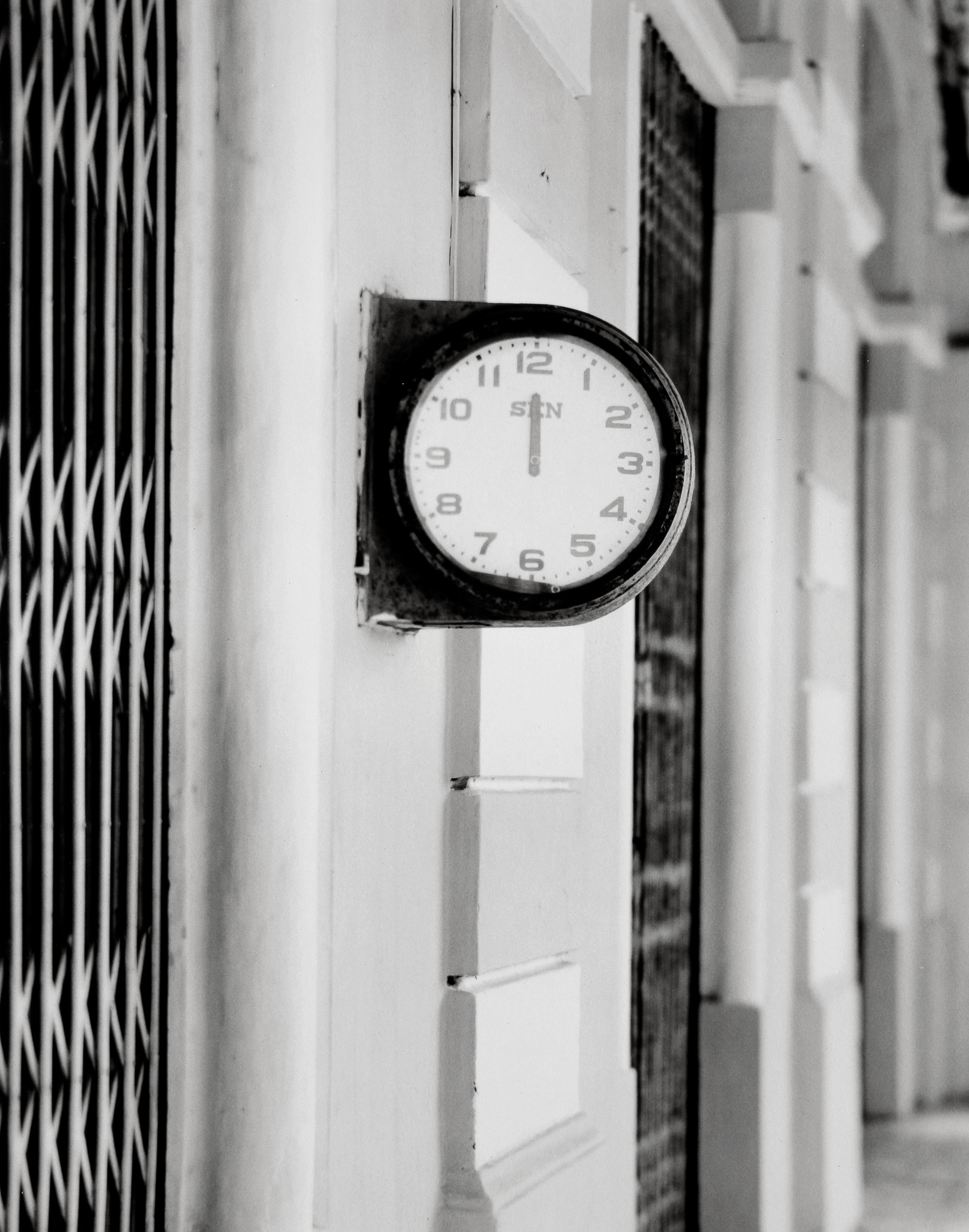 Stopped Clock, Haiphong